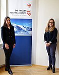 vlnr: Präsidentin RA Dr. Birgit Streif und RA Mag. Emelie Durnes, BA.