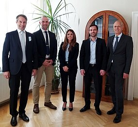 v.l: Dr. Franz Xaver Zeilinger, Mag. Sebastian Meyer, MMag. Dr. Nina Markl, Dr. Johann Fankhauser, Dr. Markus Heis. Foto: TRAK/Lentner